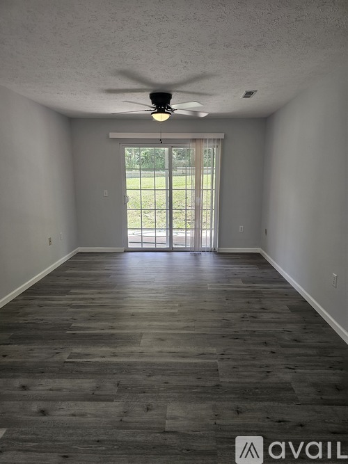 165 Knowledge Ave 3 Beds Apartment for Rent - Photo gallery 3