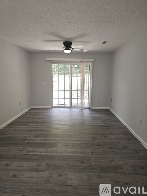 165 Knowledge Ave 3 Beds Apartment for Rent - Photo gallery 5