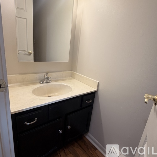 153 North Gregory Street 2 Beds Condo for Rent - Photo gallery 4