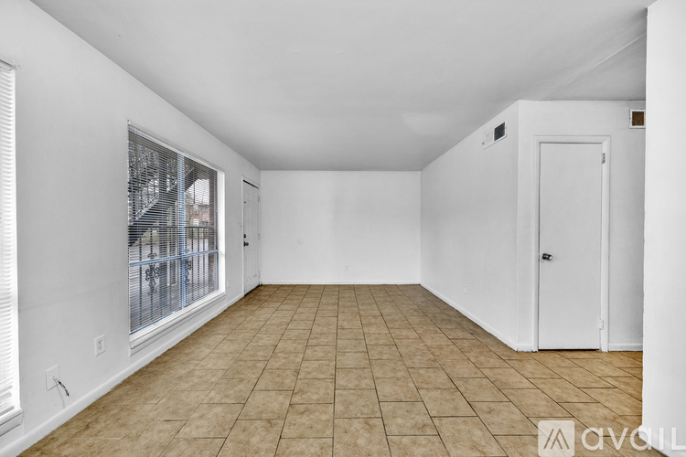 136 59th St N 2 Beds Apartment for Rent - Photo gallery 1