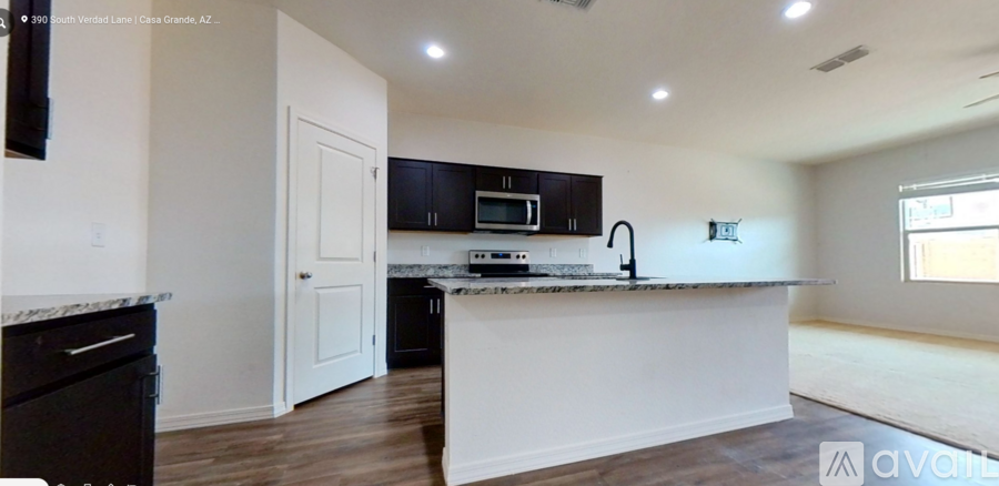 390 S Verdad Ln 3 Beds Single Family Home for Rent - Photo gallery 2