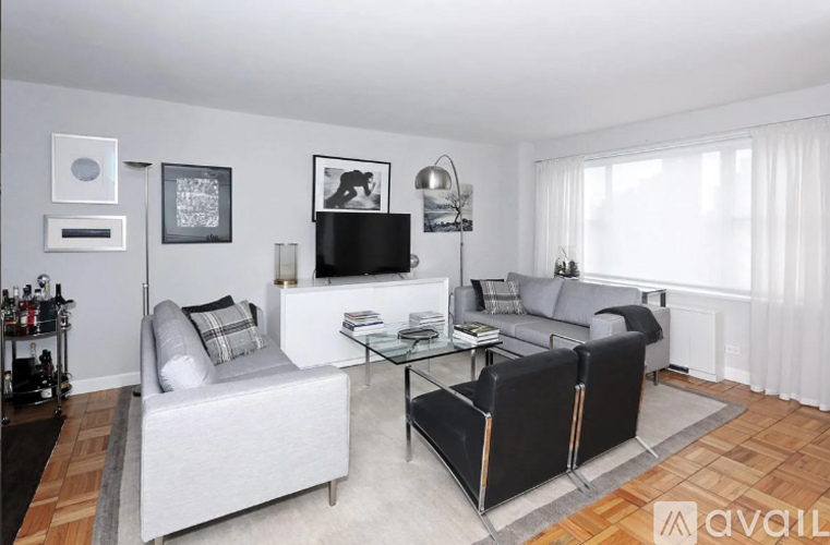 506 E 76th St 2 Beds Apartment for Rent - Photo gallery 1