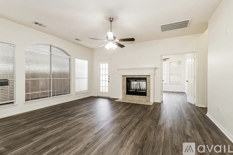 15725 Stiller Park Dr 3 Beds Single Family Home for Rent - Photo gallery 2