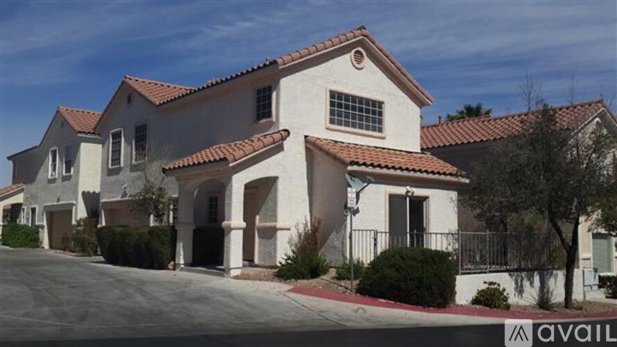 1420 Bow Creek Court 3 Beds Single Family Home for Rent - Photo gallery 2
