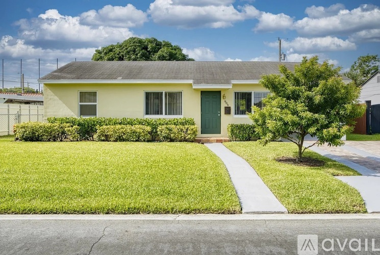 906 Lytle St 3 Beds Single Family Home for Rent - Photo gallery 1