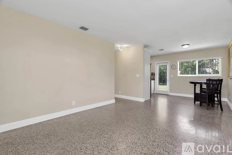 906 Lytle St 3 Beds Single Family Home for Rent - Photo gallery 5