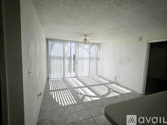 3635 Seaside Dr 2 Beds Apartment for Rent - Photo gallery 4