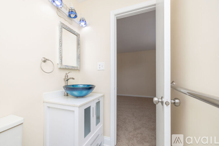1533 Americana Drive 3 Beds Single Family Home for Rent - Photo gallery 5