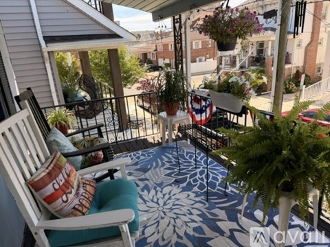 7 North Vassar Square 3 Beds Apartment for Rent