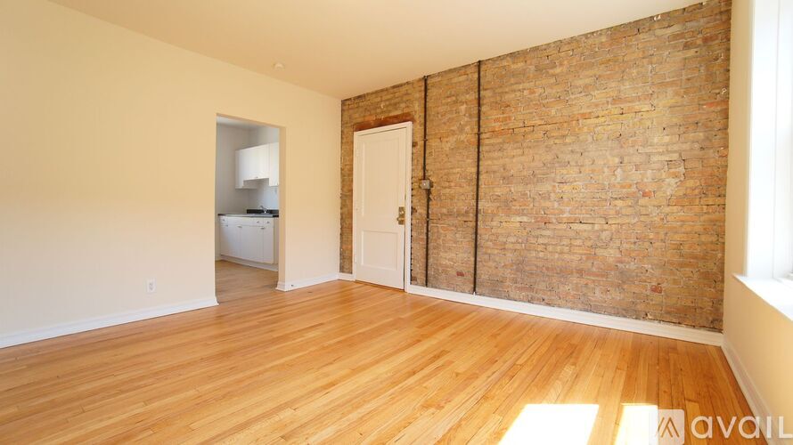 3040 W. Wellington 1 Apartment for Rent - Photo gallery 3