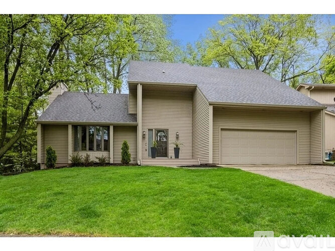 10574 Greenbelt Drive 4 Beds Single Family Home for Rent - Photo gallery 1