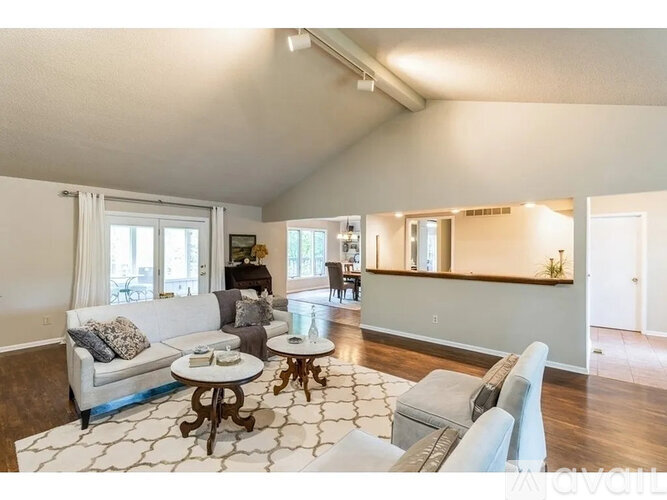 10574 Greenbelt Drive 4 Beds Single Family Home for Rent - Photo gallery 3
