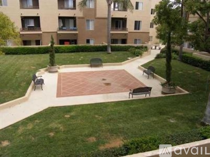 3520 Lebon Drive 1 Condo for Rent - Photo gallery 4