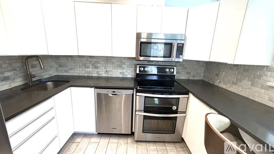 5 Chase Ln 2 Beds Townhouse for Rent - Photo gallery 2