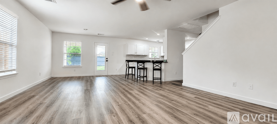 7718 Muley Ln 3 Beds Single Family Home for Rent - Photo gallery 5