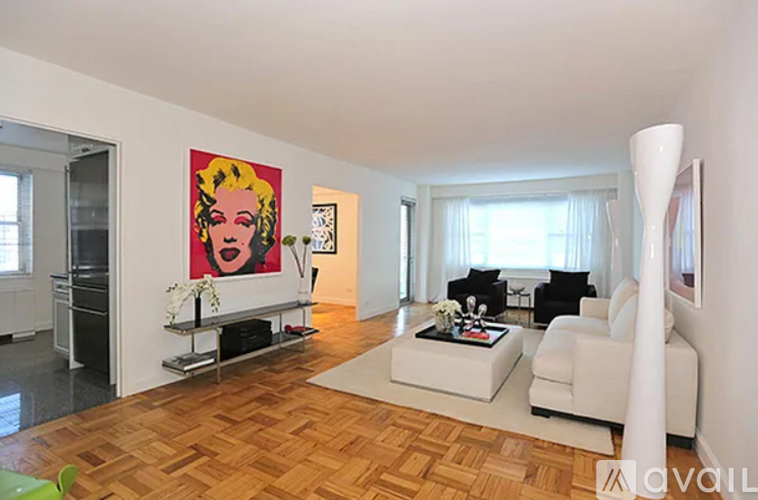 506 E 76th St 2 Beds Apartment for Rent - Photo gallery 3