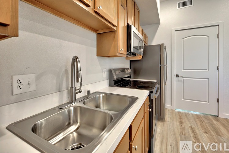 2160 Swanson Ave 1 Apartment for Rent - Photo gallery 5