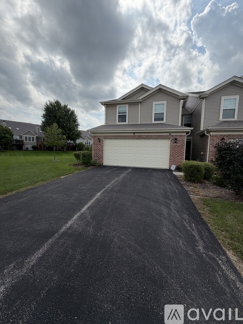 9 West Lake Court 3 Beds Townhouse for Rent - Photo gallery 1