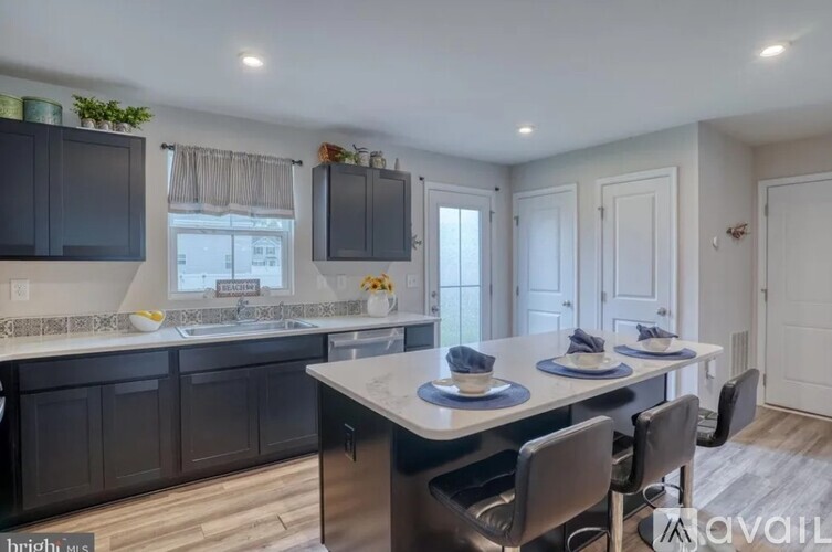 32092 Windjammer Drive 4 Beds Single Family Home for Rent - Photo gallery 2
