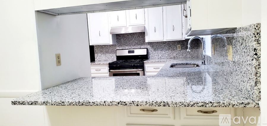 89 Spring Grove Drive 3 Beds Single Family Home for Rent - Photo gallery 5