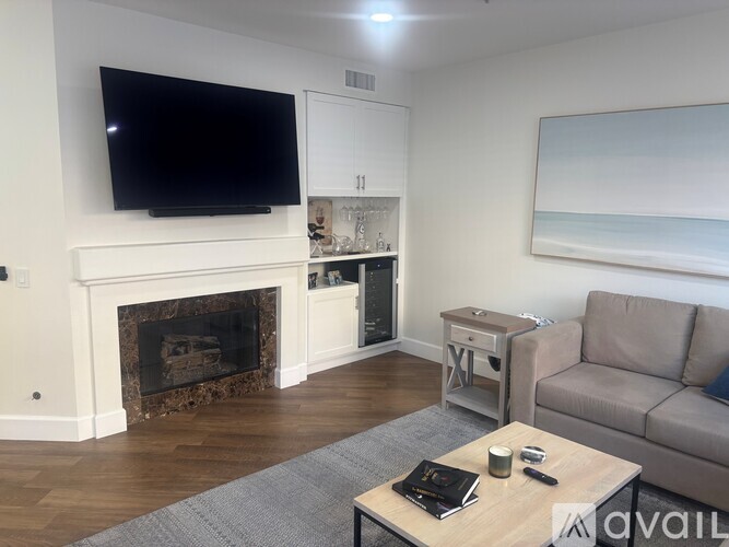 2823 North Naples Court 3 Beds Townhouse for Rent - Photo gallery 2