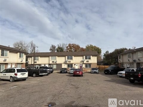 2113 28Th St 2 Beds Apartment for Rent