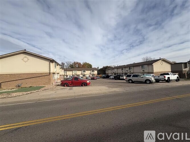 2113 28th St 2 Beds Apartment for Rent - Photo gallery 2