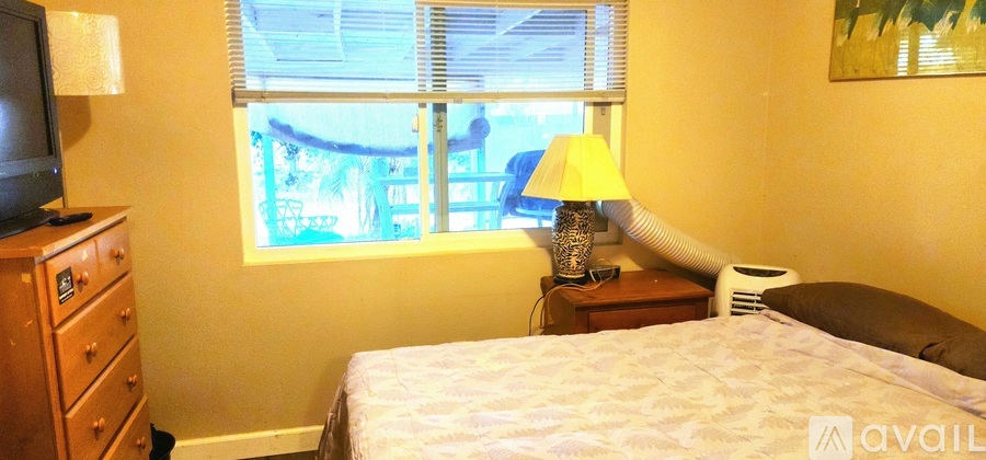 4737 Westridge Drive 2 Beds Single Family Home for Rent - Photo gallery 2