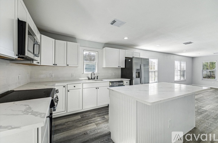 7846 South Howton Street 3 Beds Single Family Home for Rent - Photo gallery 2