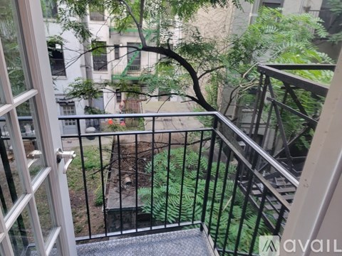 250 Mott St 1 Apartment for Rent