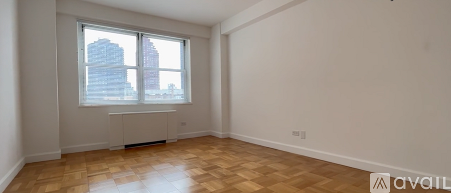 506 E 76th St 2 Beds Apartment for Rent - Photo gallery 4