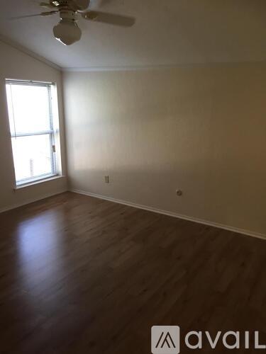 12810 Midway Rd 2 Beds Apartment for Rent - Photo gallery 2