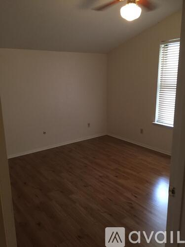 12810 Midway Rd 2 Beds Apartment for Rent - Photo gallery 4