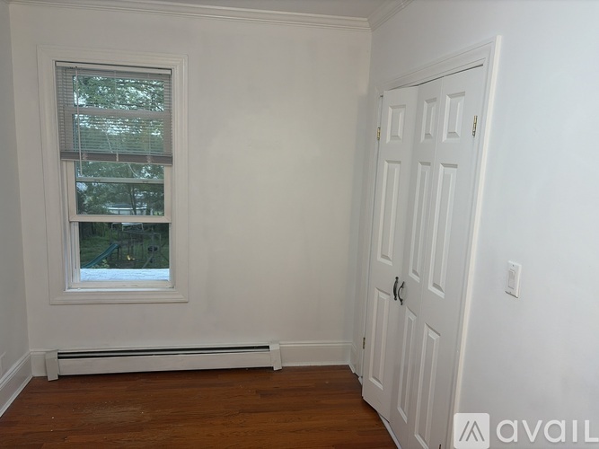 795 Nichols Avenue 2 Beds Single Family Home for Rent - Photo gallery 3