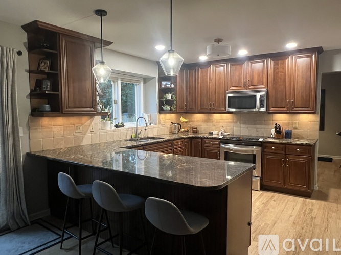 7710 South Hickory Place 5 Beds Single Family Home for Rent - Photo gallery 5