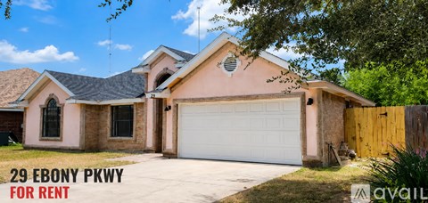 29 Old Ebony Parkway 3 Beds Apartment for Rent