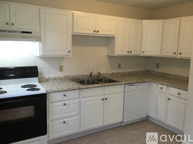 59 Anderson Road 2 Beds Townhouse for Rent - Photo gallery 2