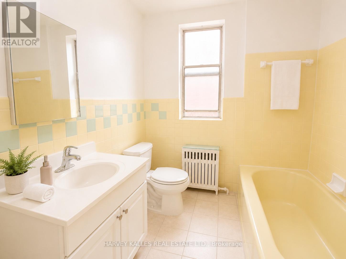 2 bedroom apartment - 6 - 88 TRETHEWEY DRIVE 6, Toronto (Beechborough-Greenbrook) 4