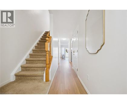 151 CLAIRFIELDS Drive Unit# 3 4 Beds Condo, Home, Townhouse for Rent - Photo gallery 4