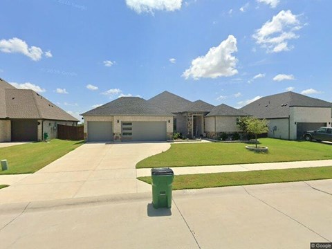 247 Half Moon Dr 3 Beds Apartment for Rent