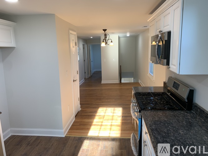 185 King St 3 Beds Apartment for Rent - Photo gallery 5