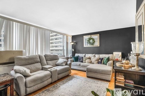 3950 N Lake Shore Dr 2 Beds Apartment for Rent