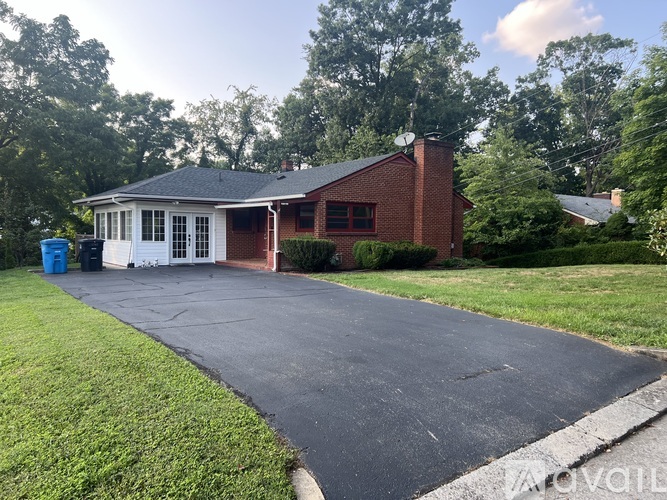 2719 Lofton Road Southwest 3 Beds Single Family Home for Rent - Photo gallery 1