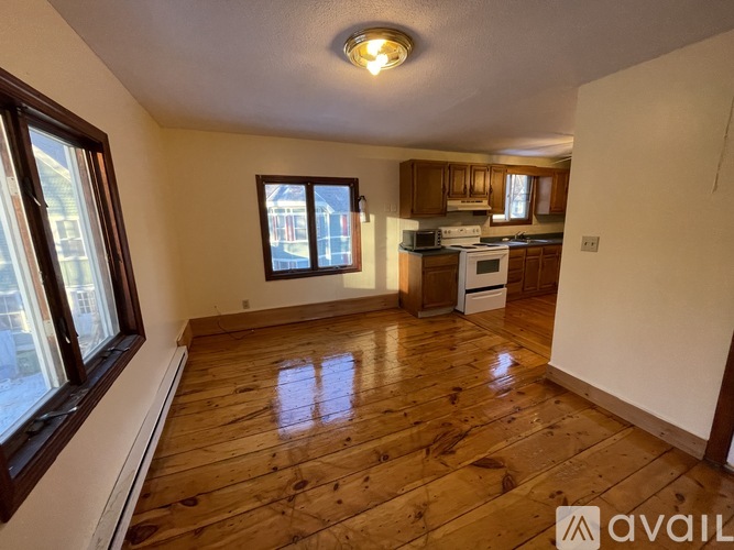 61 Mechanic St 2 Beds Apartment for Rent - Photo gallery 5