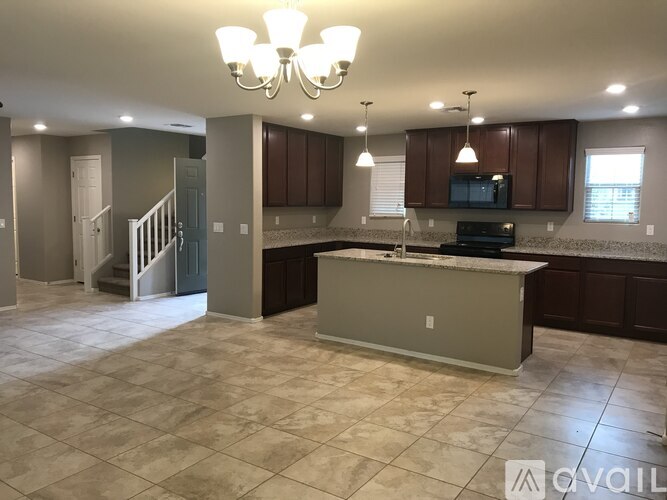 2949 South Colorado Street 4 Beds Single Family Home for Rent - Photo gallery 3
