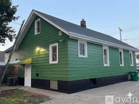 6412 37Th Ave 4 Beds Apartment for Rent