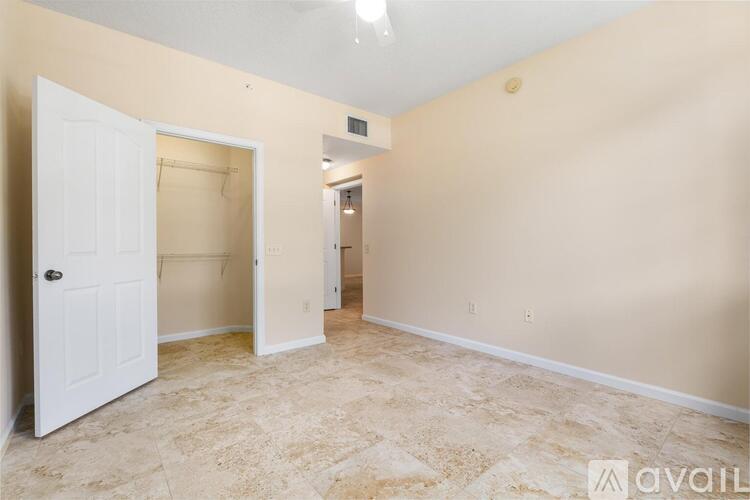 9901 Baywinds Blvd 2 Beds Condo for Rent - Photo gallery 3