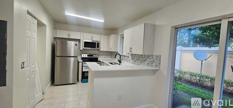 3770 N Jog Rd 3 Beds Condo for Rent - Photo gallery 5