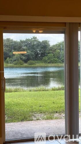 1133 Golden Lakes Blvd 3 Beds Condo for Rent - Photo gallery 3
