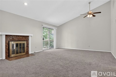 7806 N Oregon Ave 2 Beds Apartment for Rent
